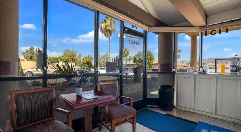 Americas Best Value Inn Redlands San Bernardino Extérieur photo